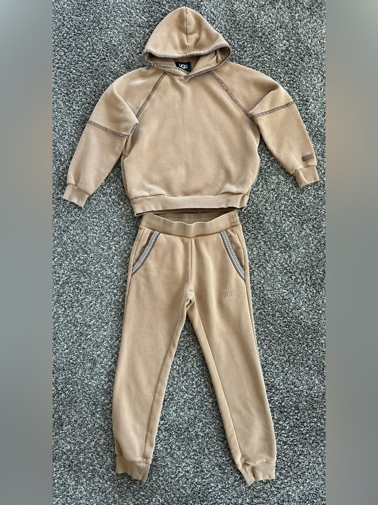 UGG Pants - UGG Women’s Classic Hoodie & Tasman Jogger - chestnut - size XS